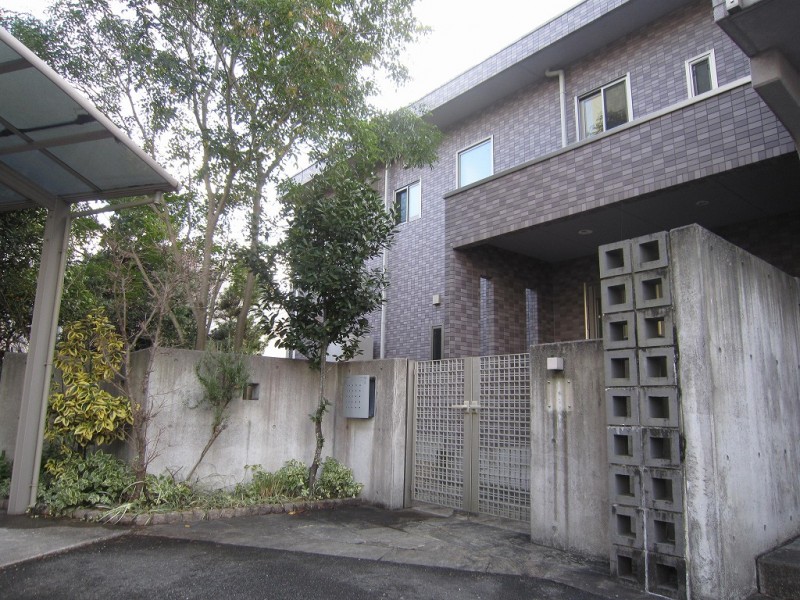 コンフレール泉都 山口市泉都町7-24 アパート